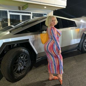 Meet your Posher, Giselle